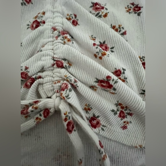 Hollister Floral Long Sleeve Baby Tee - Picture 3 of 4